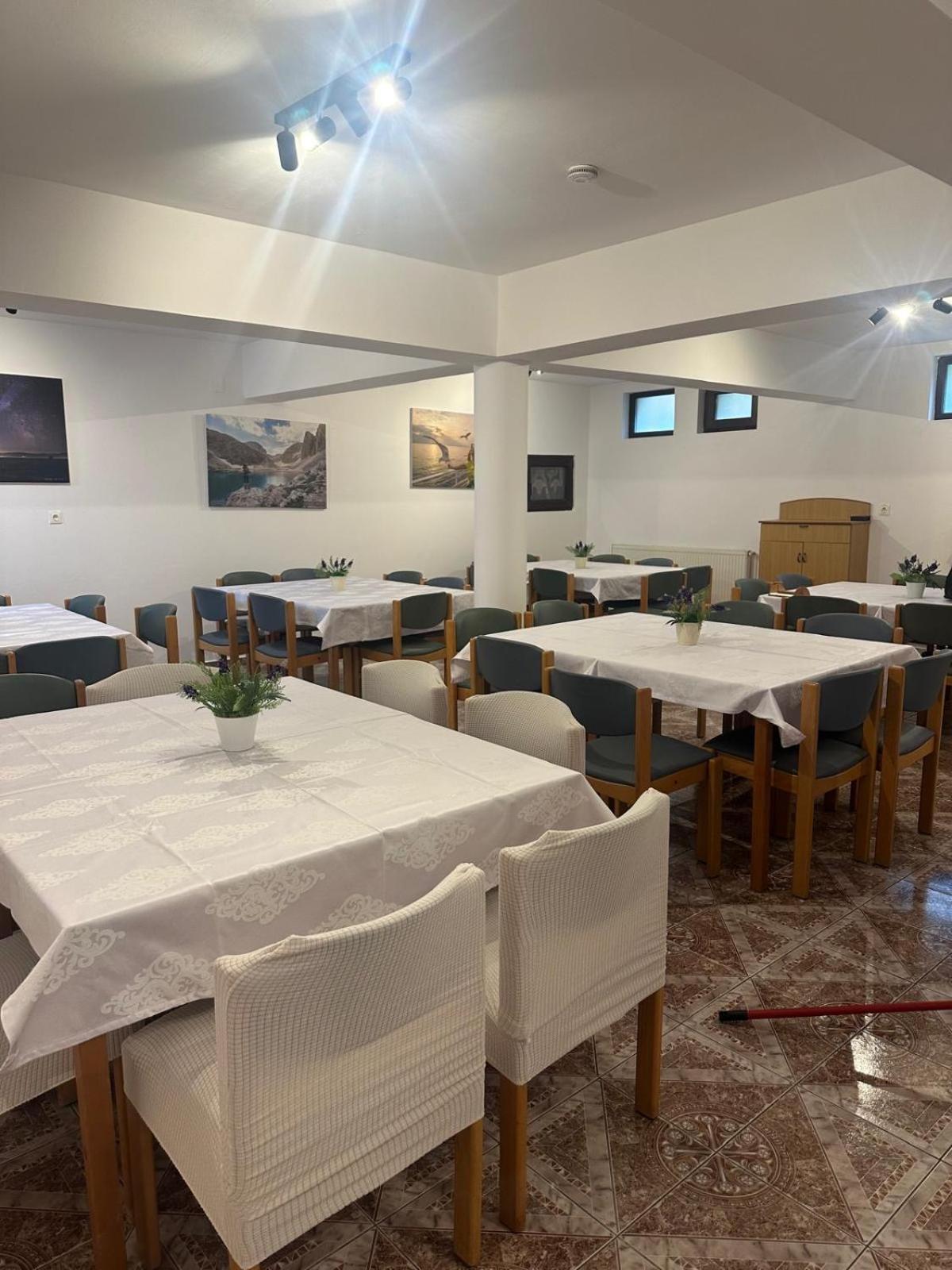 Pensiunea Casa Saxonia Risnov Bagian luar foto